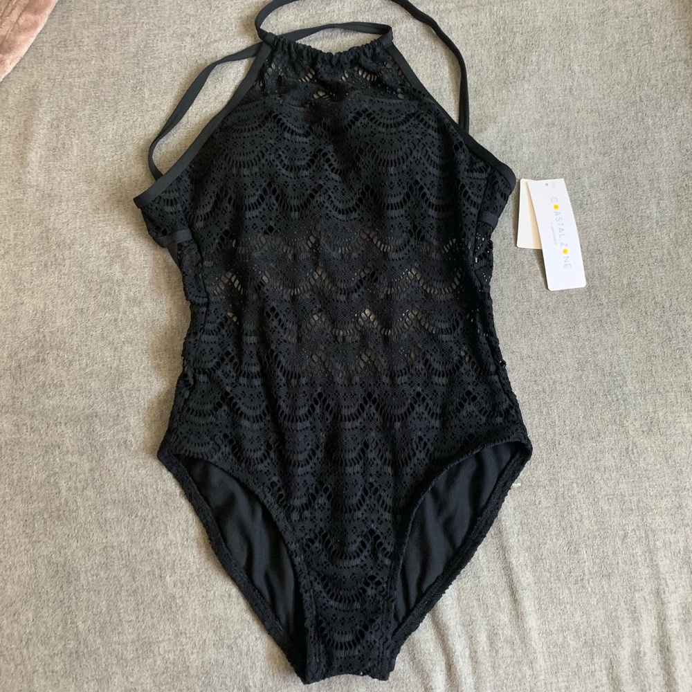 NWT Black One piece halter lace swimsuit 👙